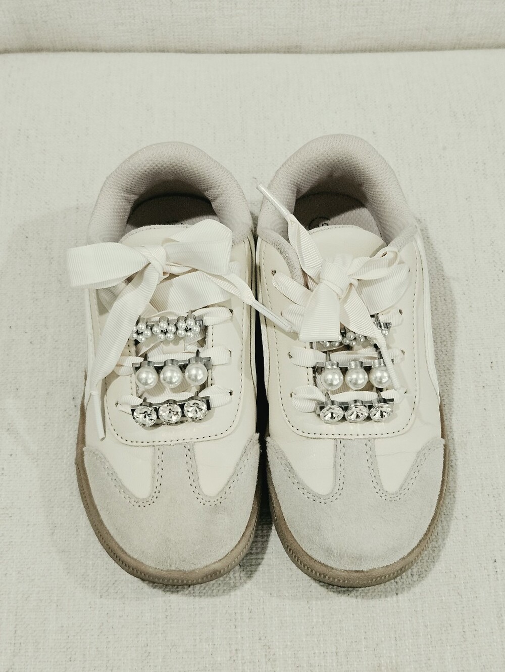 Cat & Jack Cream and Gray Kids Sneakers - Picture 4 of 4